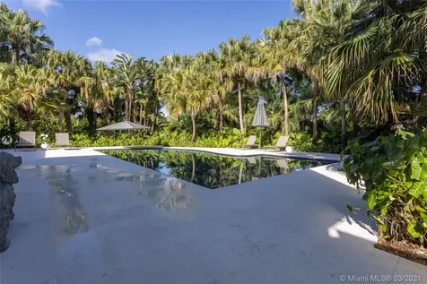 9449 SW 61st Court Pinecrest FL 33156