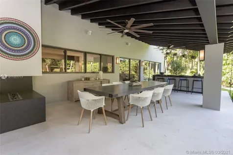 9449 SW 61st Court Pinecrest FL 33156