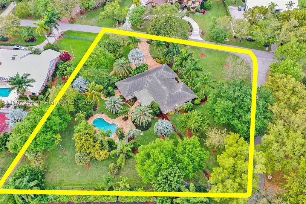 4251 NW 101st Drive Coral Springs FL 33065