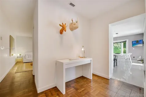10801 SW 67th Avenue Pinecrest FL 33156