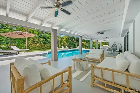 10801 SW 67th Avenue Pinecrest FL 33156