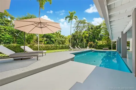 10801 SW 67th Avenue Pinecrest FL 33156