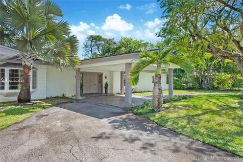 10801 SW 67th Avenue Pinecrest FL 33156