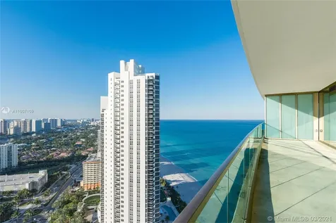 18975 Collins Avenue Sunny Isles Beach FL 33160