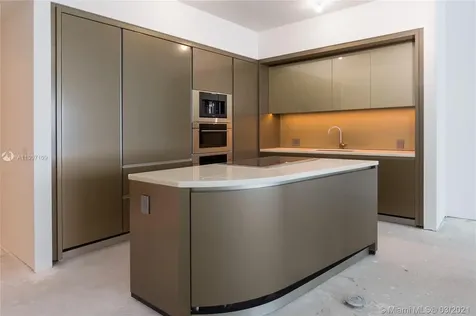 18975 Collins Avenue Sunny Isles Beach FL 33160