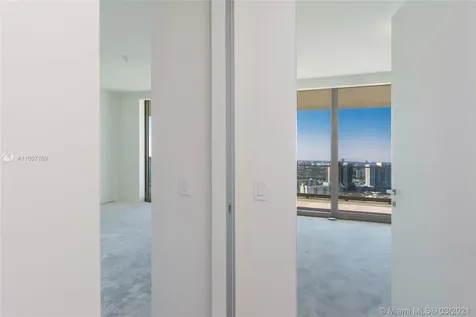 18975 Collins Avenue Sunny Isles Beach FL 33160