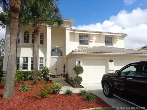 2151 Bellcrest Circle Royal Palm Beach FL 33411