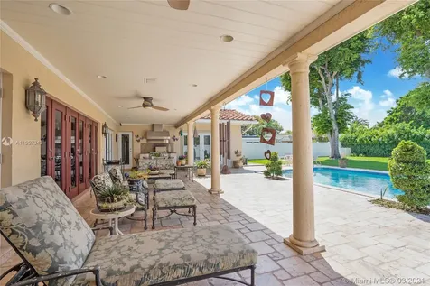 20830 NE 21st Court Miami FL 33179