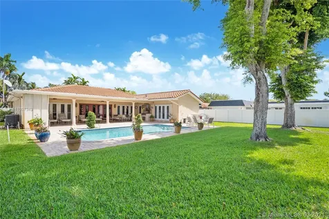 20830 NE 21st Court Miami FL 33179
