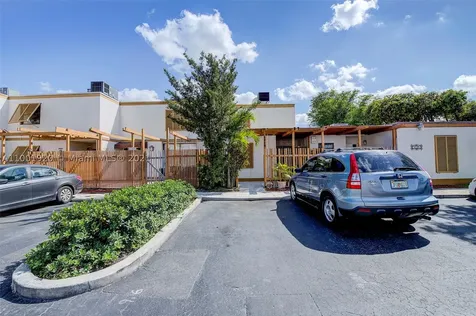 1716 SW 131st Place Circle S Miami FL 33175