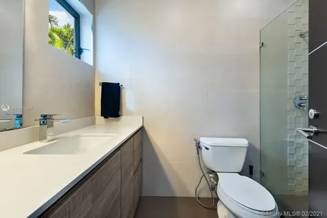 3423 NE 171st Street North Miami Beach FL 33160