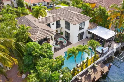 3423 NE 171st Street North Miami Beach FL 33160