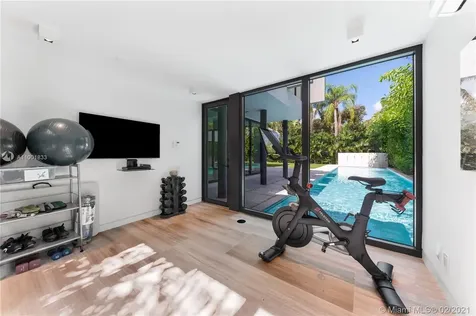 3429 N Moorings Way Coconut Grove FL 33133