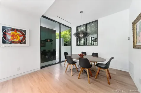 3429 N Moorings Way Coconut Grove FL 33133