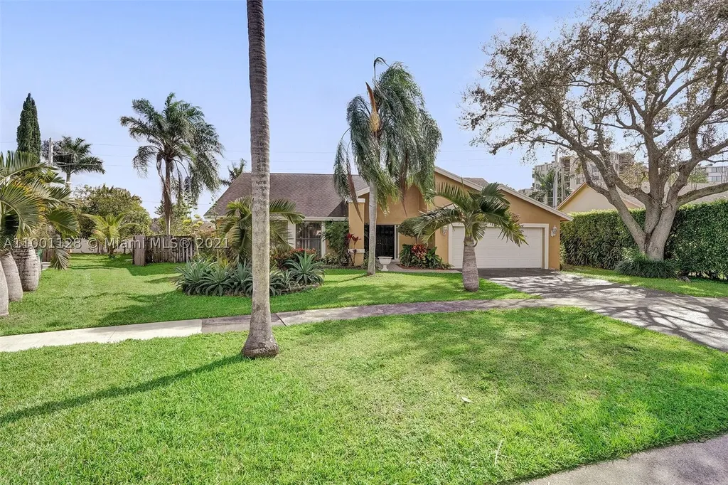 6530 NW 44th Court Lauderhill FL 33319