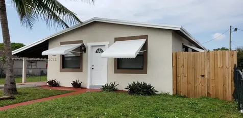 2210 SW 48th Avenue West Park FL 33023