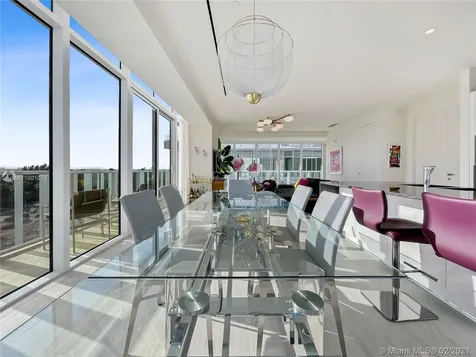 4701 N Meridian Avenue Miami Beach FL 33140