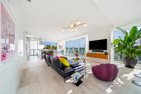4701 N Meridian Avenue Miami Beach FL 33140