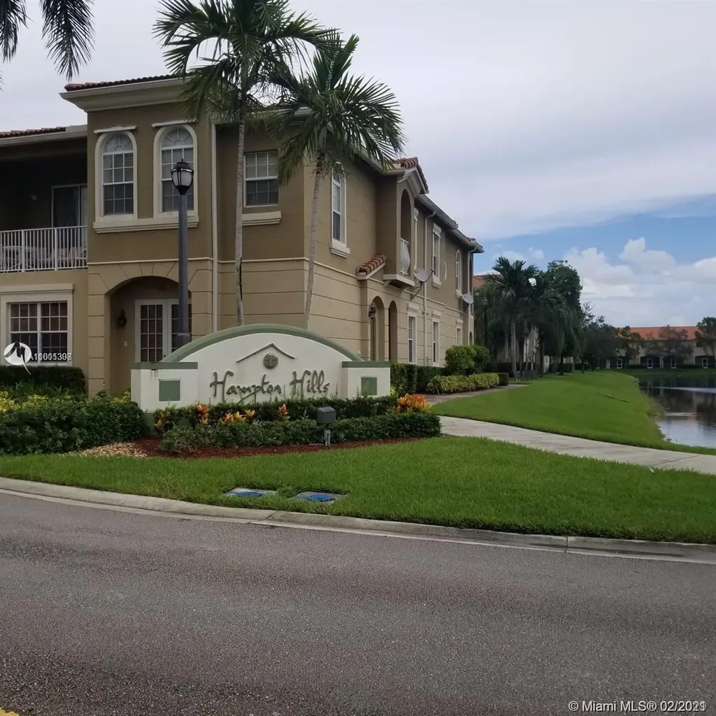 5906 Manchester Way Tamarac FL 33321