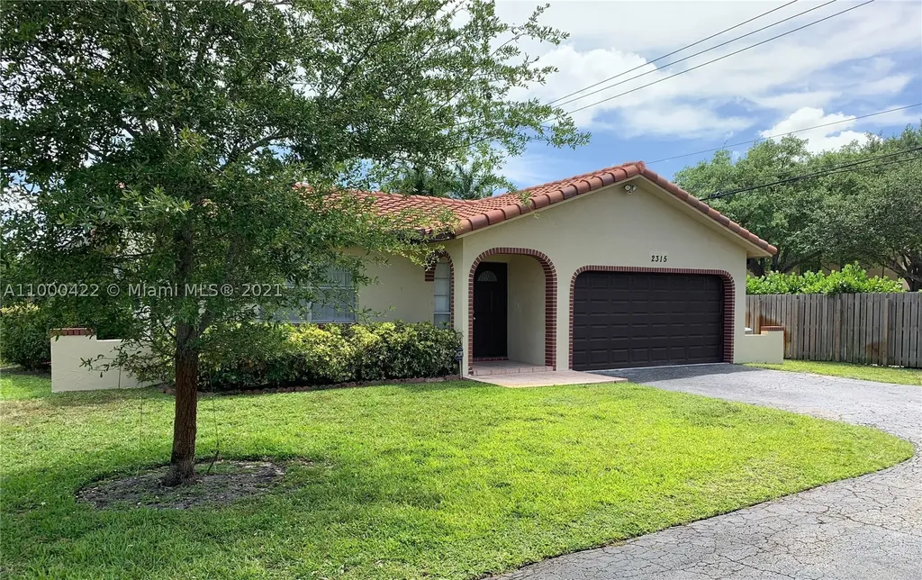 2315 NW 98th Lane Coral Springs FL 33065