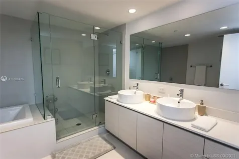 2600 E Hallandale Beach Boulevard Hallandale Beach FL 33009