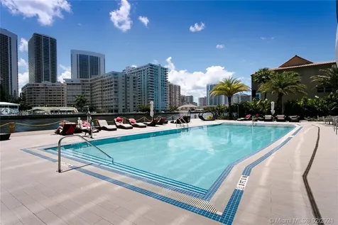 2600 E Hallandale Beach Boulevard Hallandale Beach FL 33009