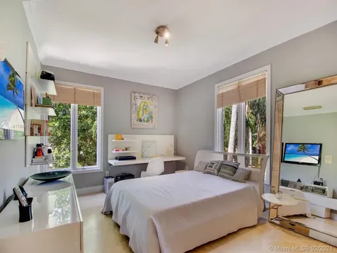 450 Ridge Road Coral Gables FL 33143