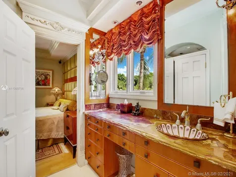 450 Ridge Road Coral Gables FL 33143