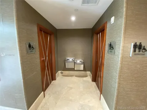 18683 Collins Avenue Sunny Isles Beach FL 33160