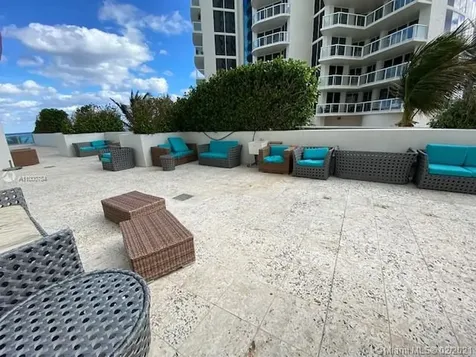 18683 Collins Avenue Sunny Isles Beach FL 33160