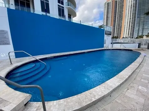 18683 Collins Avenue Sunny Isles Beach FL 33160