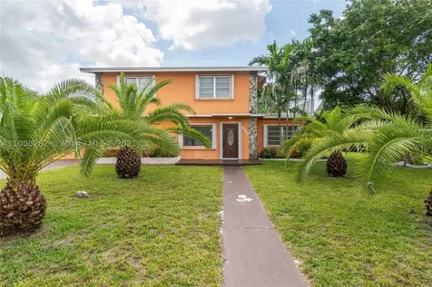 640 E 12th Place Hialeah FL 33010