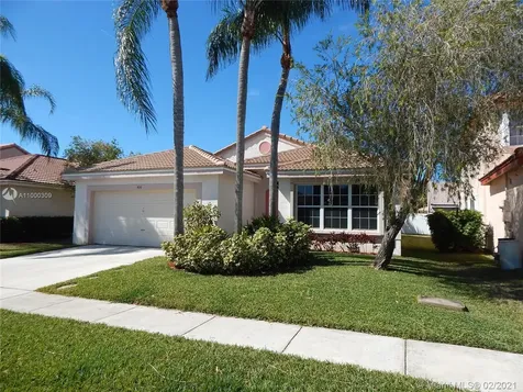520 SW 182nd Way Pembroke Pines FL 33029