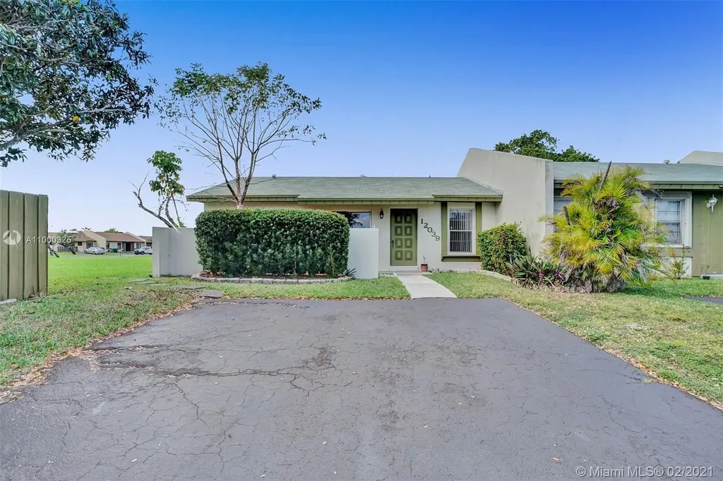 12039 SW 110th Street Circle S Miami FL 33186