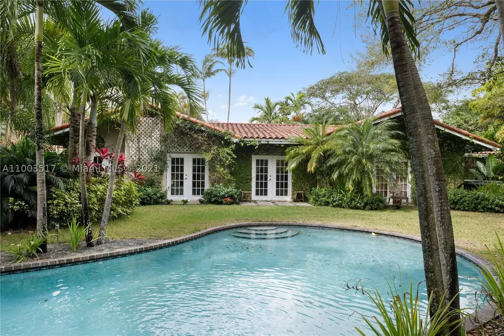 6035 SW 120th Street Pinecrest FL 33156