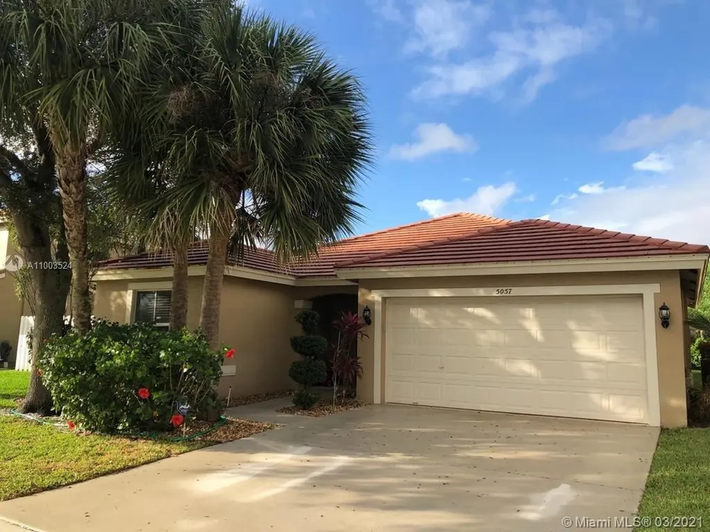 5057 Prairie Dunes Village Circle Lake Worth FL 33463