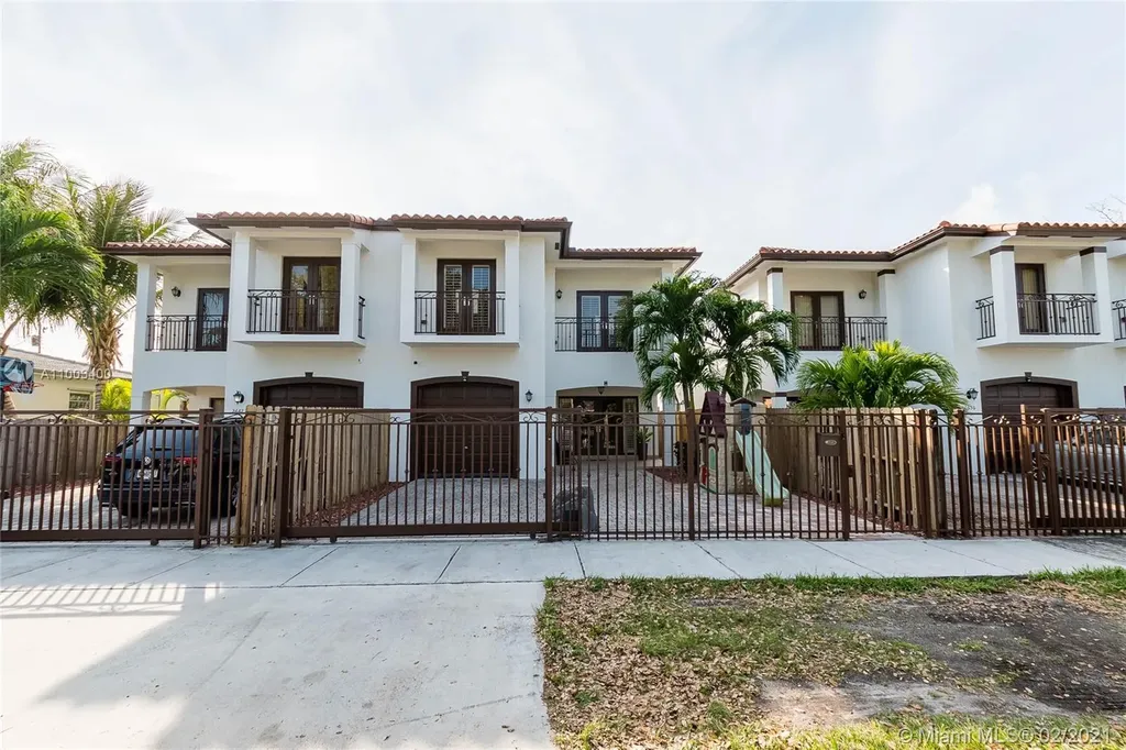 2640 SW 30th Avenue Miami FL 33133