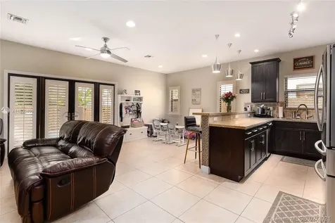 2640 SW 30th Avenue Miami FL 33133