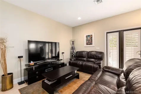 2640 SW 30th Avenue Miami FL 33133