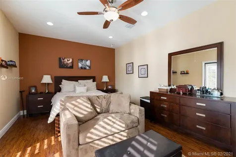 2640 SW 30th Avenue Miami FL 33133
