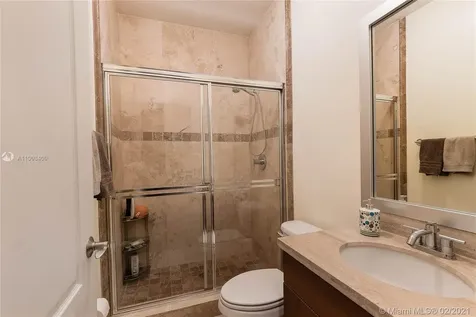 2640 SW 30th Avenue Miami FL 33133