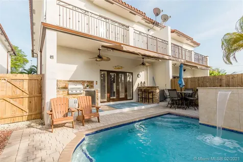 2640 SW 30th Avenue Miami FL 33133