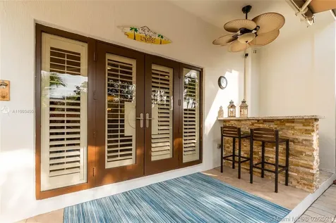 2640 SW 30th Avenue Miami FL 33133