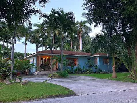 249 NW 86 Street El Portal FL 33150