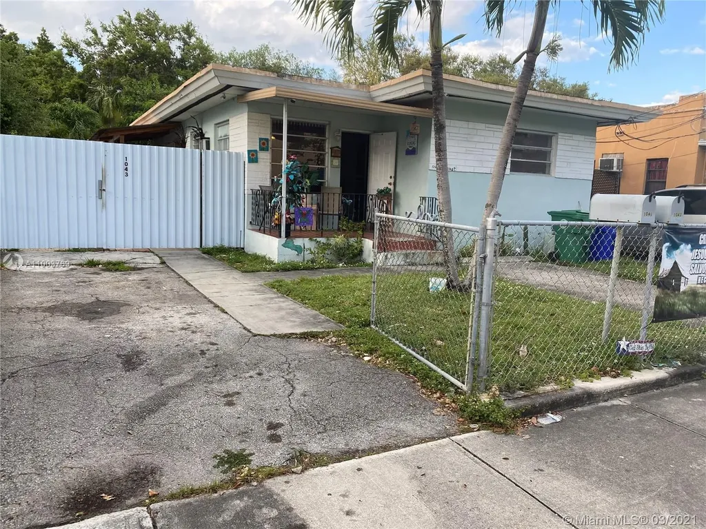 1041 NW 30th Street Miami FL 33127