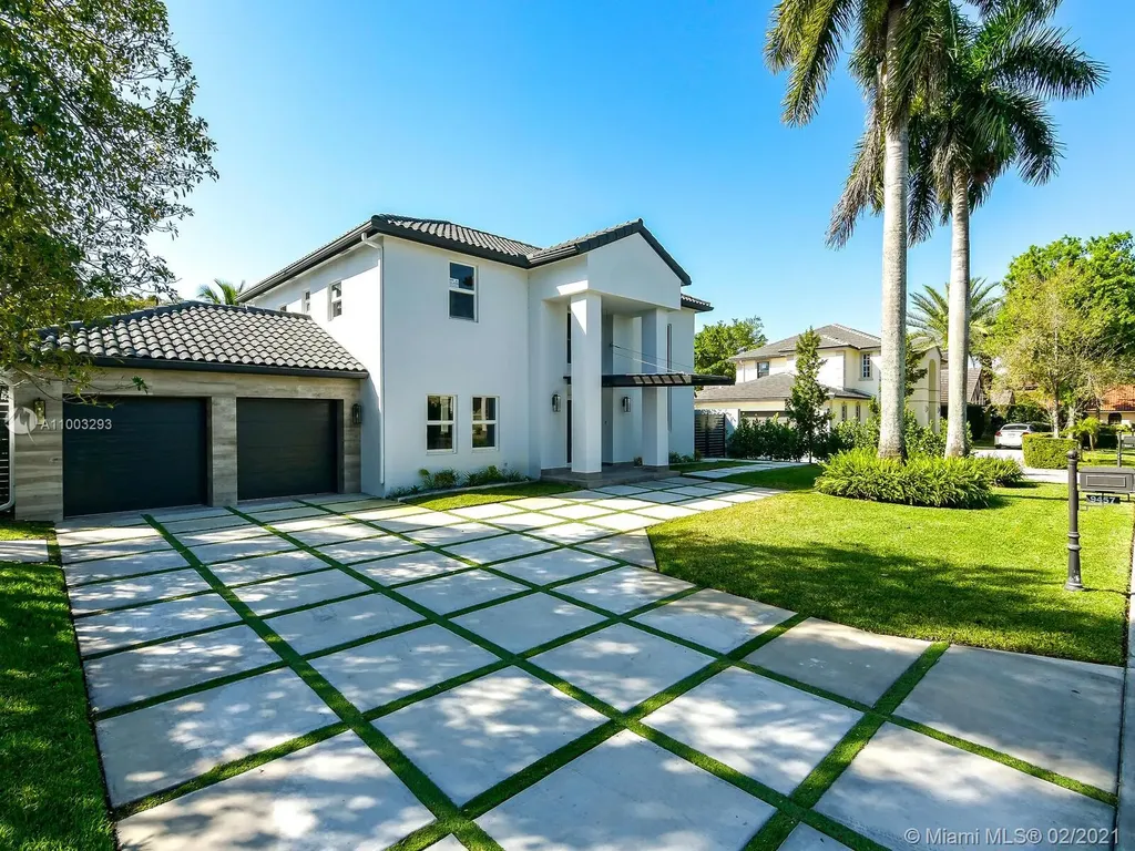 9457 NW 54th Doral Circle Lane Doral FL 33178
