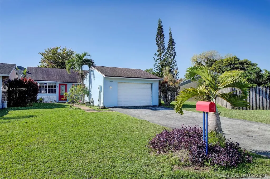 1344 S Quetzal Court Homestead FL 33035