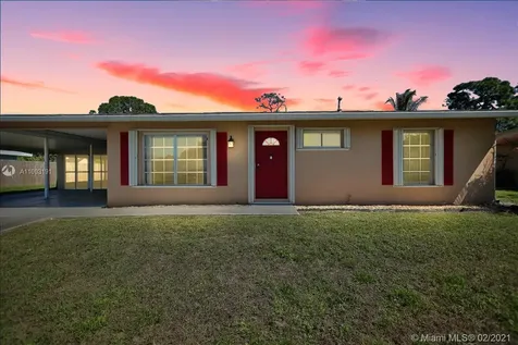 461 NE Elmore Street Port St. Lucie FL 34983