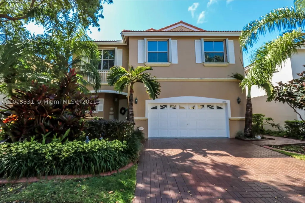 1050 Satinleaf Street Hollywood FL 33019