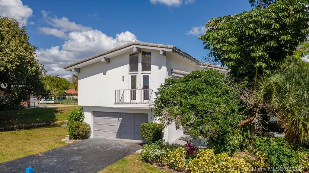 3831 NW 102nd Avenue Coral Springs FL 33065